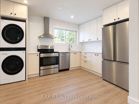 Photo 6 at 1136 Deer Park Road, Nepean (City View/Skyline/Fisher Heights/Parkwood Hills), Ottawa