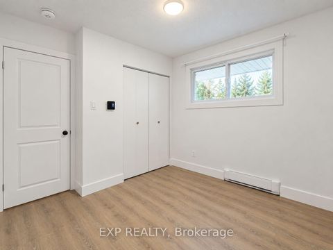 Photo 13 at 1136 Deer Park Road, Nepean (City View/Skyline/Fisher Heights/Parkwood Hills), Ottawa