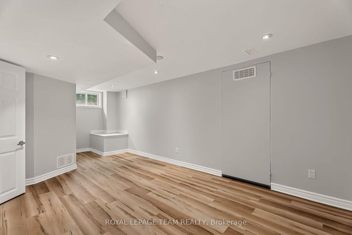 Photo 30 at 125 Norice Street, Nepean (Meadowlands/Crestview), Ottawa