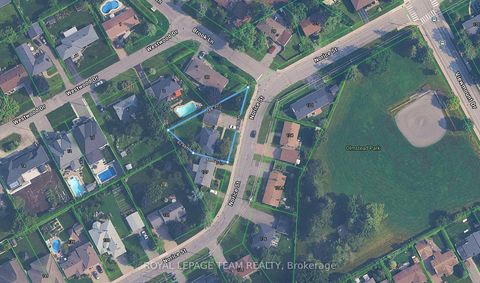 Photo 1 at 125 Norice Street, Nepean (Meadowlands/Crestview), Ottawa