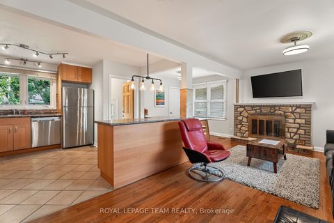 Photo 7 at 125 Norice Street, Nepean (Meadowlands/Crestview), Ottawa