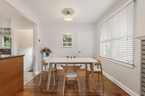 Photo 13 at 125 Norice Street, Nepean (Meadowlands/Crestview), Ottawa