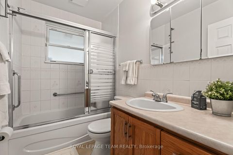 Photo 24 at 125 Norice Street, Nepean (Meadowlands/Crestview), Ottawa