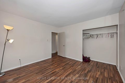Photo 16 at 24 Largo Crescent S, Nepean (Meadowlands/Crestview), Ottawa