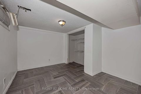 Photo 31 at 24 Largo Crescent S, Nepean (Meadowlands/Crestview), Ottawa