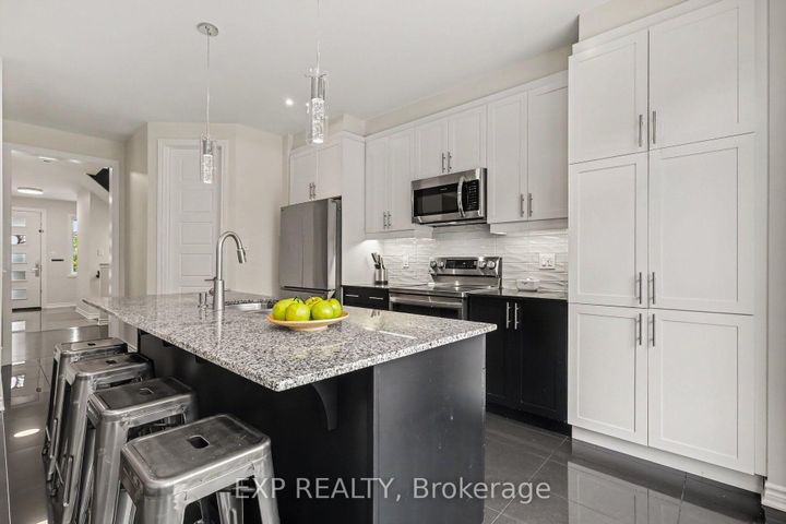 Photo 13 at 127 Switch Grass Crescent, Nepean (Half Moon Bay), Ottawa