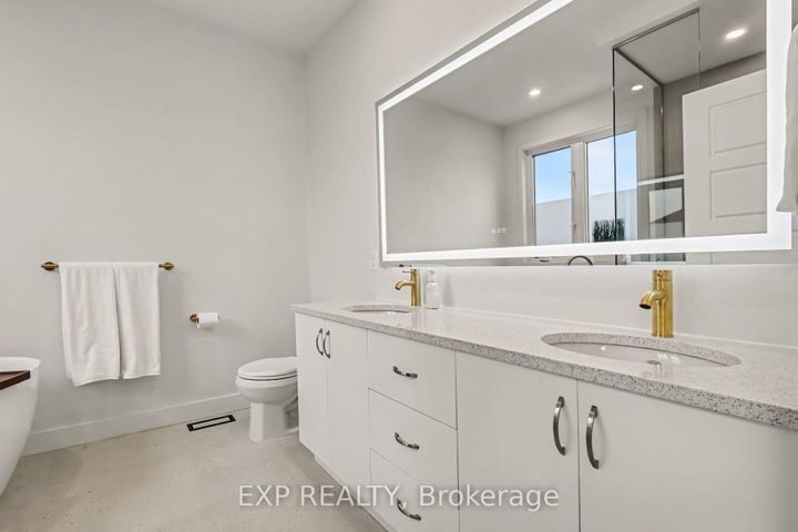 Photo 19 at 127 Switch Grass Crescent, Nepean (Half Moon Bay), Ottawa