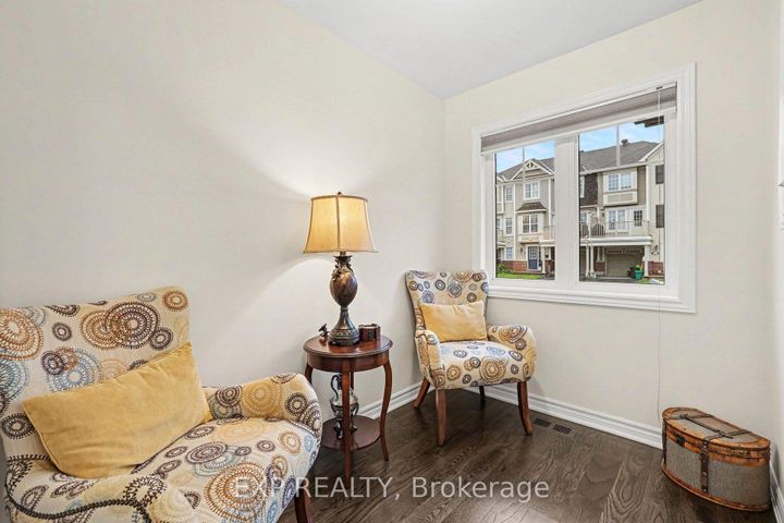 Photo 17 at 428 White Arctic Avenue, Nepean (Half Moon Bay), Ottawa