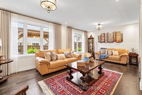 Photo 6 at 428 White Arctic Avenue, Nepean (Half Moon Bay), Ottawa