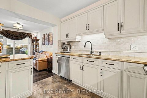 Photo 11 at 428 White Arctic Avenue, Nepean (Half Moon Bay), Ottawa