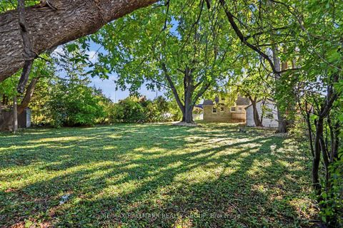Photo 10 at 1388 Normandy Crescent, Nepean (Carleton Heights), Ottawa