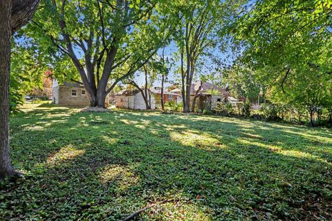 Photo 12 at 1388 Normandy Crescent, Nepean (Carleton Heights), Ottawa