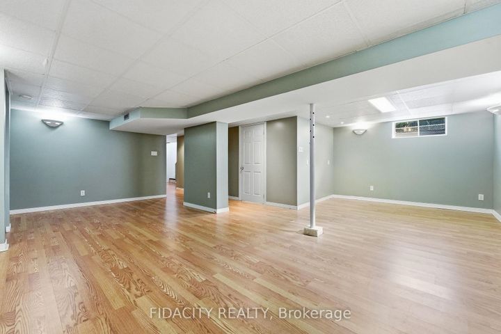 Photo 18 at 34 Stinson Avenue, Nepean (Lynwood Village), Ottawa