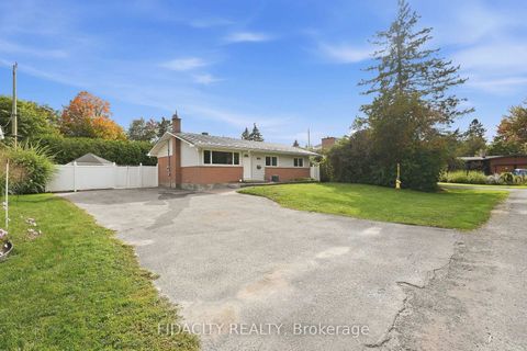 Photo 1 at 34 Stinson Avenue, Nepean (Lynwood Village), Ottawa