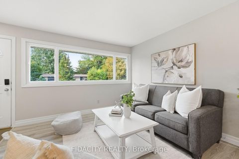 Photo 5 at 34 Stinson Avenue, Nepean (Lynwood Village), Ottawa
