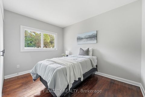 Photo 14 at 34 Stinson Avenue, Nepean (Lynwood Village), Ottawa