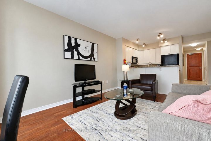 Photo 9 at 1606 - 570 Laurier Avenue W, Ottawa Centre, Ottawa