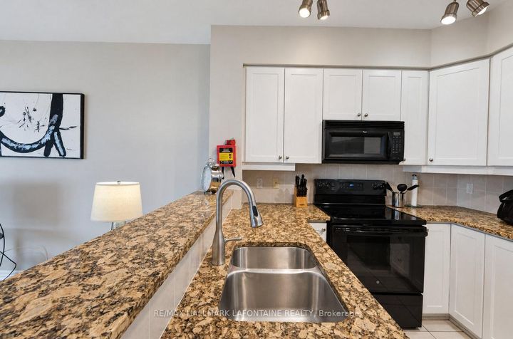 Photo 19 at 1606 - 570 Laurier Avenue W, Ottawa Centre, Ottawa