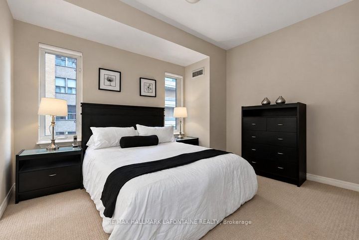 Photo 20 at 1606 - 570 Laurier Avenue W, Ottawa Centre, Ottawa