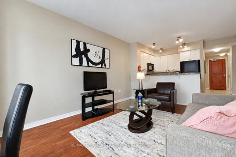 Photo 9 at 1606 - 570 Laurier Avenue W, Ottawa Centre, Ottawa