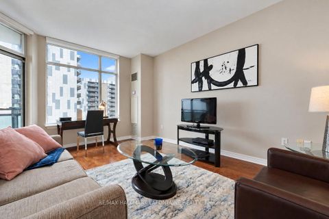 Photo 10 at 1606 - 570 Laurier Avenue W, Ottawa Centre, Ottawa