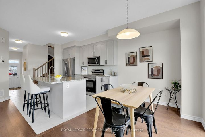 Photo 5 at 110 Main Halyard Lane, Nepean (Half Moon Bay), Ottawa
