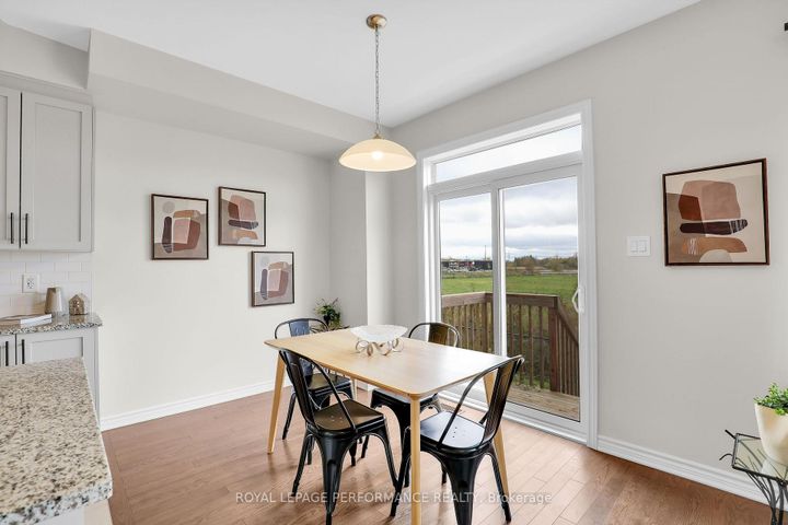 Photo 9 at 110 Main Halyard Lane, Nepean (Half Moon Bay), Ottawa