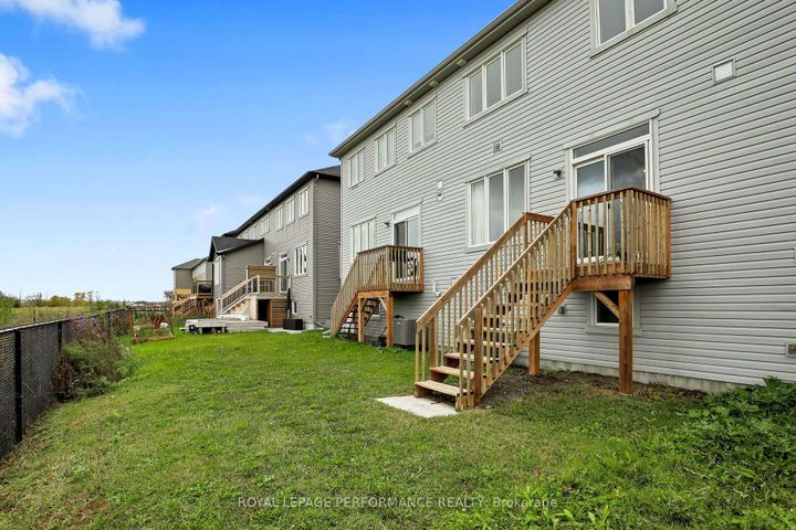 Photo 29 at 110 Main Halyard Lane, Nepean (Half Moon Bay), Ottawa