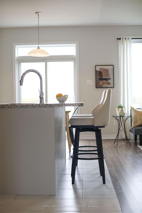 Photo 13 at 110 Main Halyard Lane, Nepean (Half Moon Bay), Ottawa