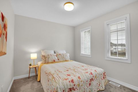 Photo 25 at 110 Main Halyard Lane, Nepean (Half Moon Bay), Ottawa