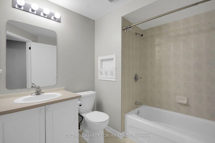 Photo 28 at F - 10 Daybreak Street, Nepean (Barrhaven East), Ottawa