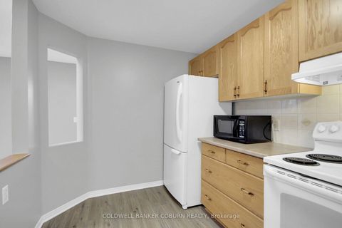 Photo 16 at F - 10 Daybreak Street, Nepean (Barrhaven East), Ottawa