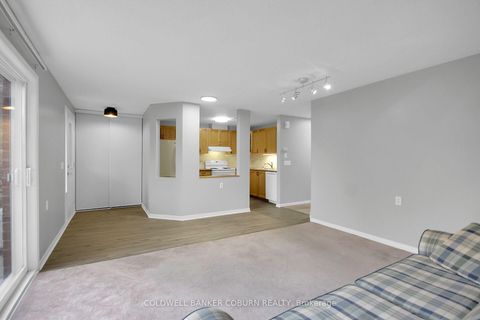 Photo 21 at F - 10 Daybreak Street, Nepean (Barrhaven East), Ottawa