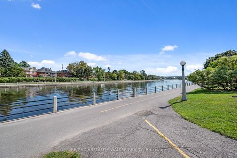 Photo 4 at 9B - 300 Queen Elizabeth Drive, Glebe, Ottawa