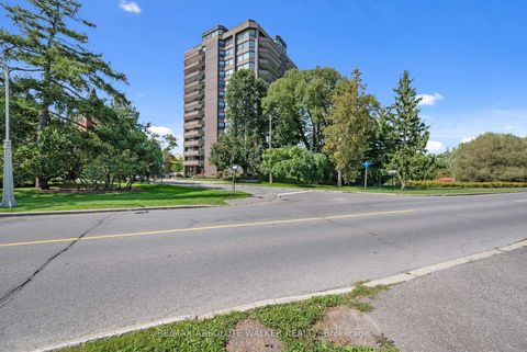 Photo 5 at 9B - 300 Queen Elizabeth Drive, Glebe, Ottawa