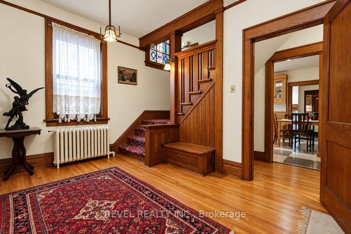 Photo 11 at 204 Clemow Avenue, Glebe, Ottawa