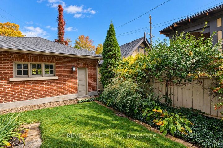 Photo 49 at 204 Clemow Avenue, Glebe, Ottawa
