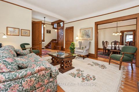Photo 13 at 204 Clemow Avenue, Glebe, Ottawa
