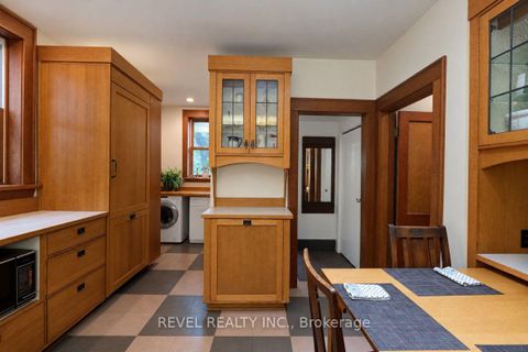 Photo 21 at 204 Clemow Avenue, Glebe, Ottawa