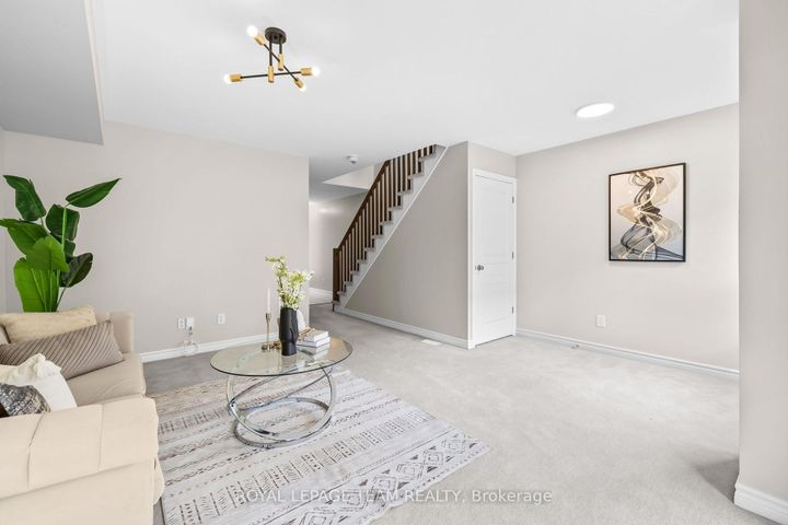 Photo 6 at 422 Tralee Road, Nepean (Longfields), Ottawa