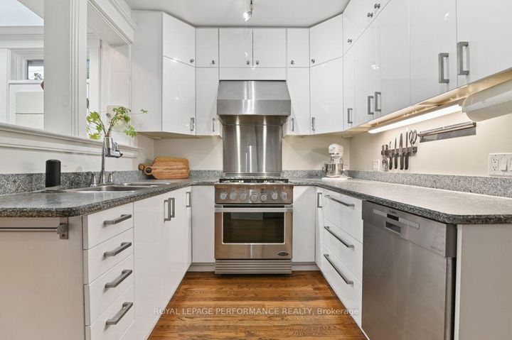 Photo 17 at 16 Renfrew Avenue, Glebe, Ottawa