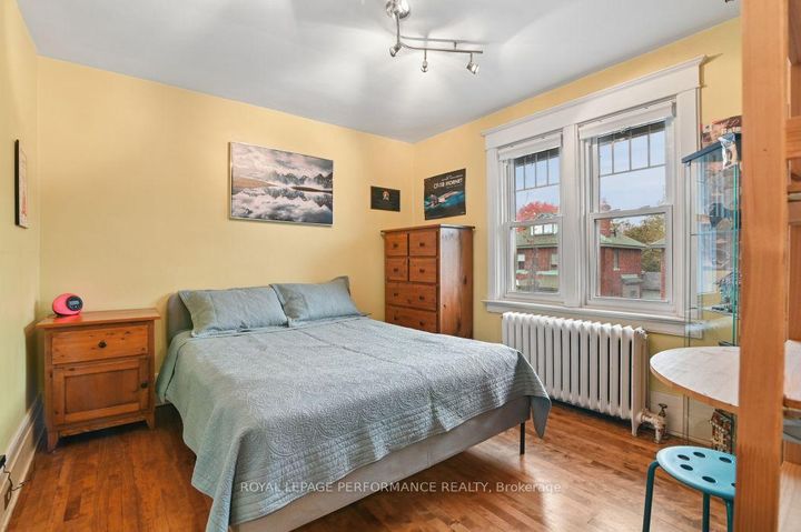 Photo 31 at 16 Renfrew Avenue, Glebe, Ottawa