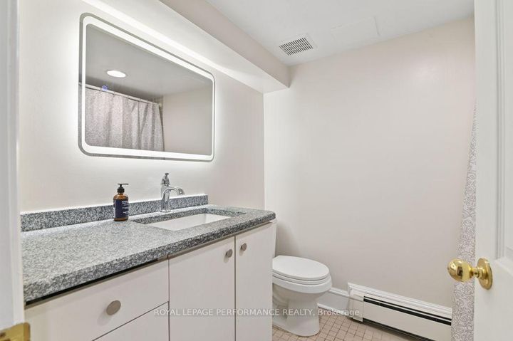 Photo 41 at 16 Renfrew Avenue, Glebe, Ottawa