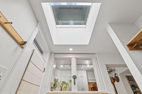 Photo 27 at 16 Renfrew Avenue, Glebe, Ottawa