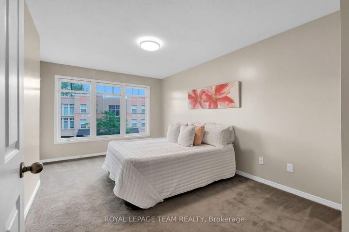 Photo 18 at 137 Corinth Private, Nepean (Merivale Industrial Park/Citiplace), Ottawa