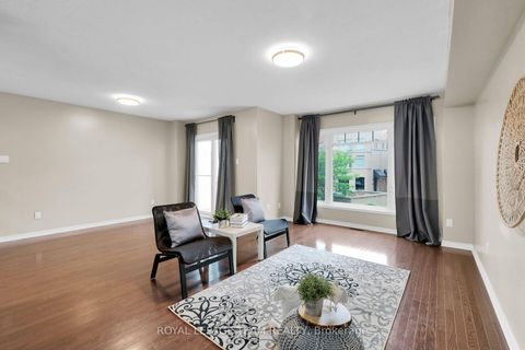 Photo 8 at 137 Corinth Private, Nepean (Merivale Industrial Park/Citiplace), Ottawa