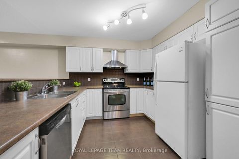 Photo 13 at 137 Corinth Private, Nepean (Merivale Industrial Park/Citiplace), Ottawa