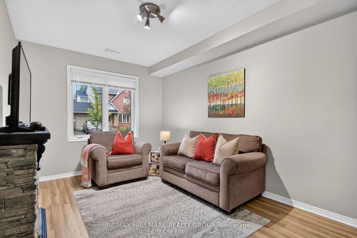 Photo 4 at 10E Daybreak Street, Nepean (Barrhaven East), Ottawa