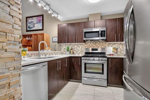 Photo 10 at 10E Daybreak Street, Nepean (Barrhaven East), Ottawa