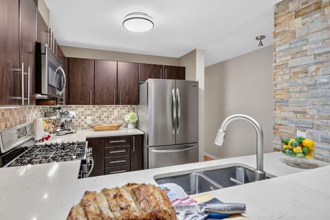 Photo 14 at 10E Daybreak Street, Nepean (Barrhaven East), Ottawa